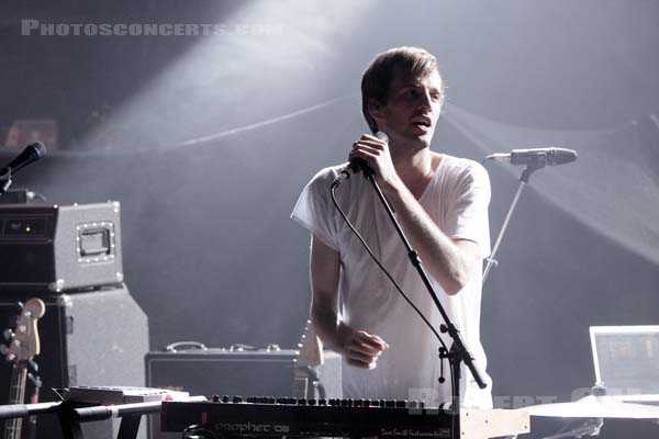 CUT COPY - 2008-11-16 - PARIS - La Cigale - 